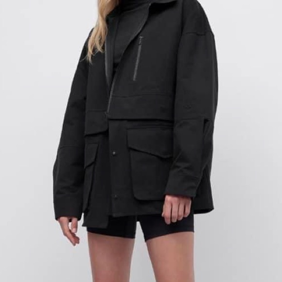 Lululemon Glyde 2-in-1 Adaptable Jacket in Black Size S - Picture 2 of 4